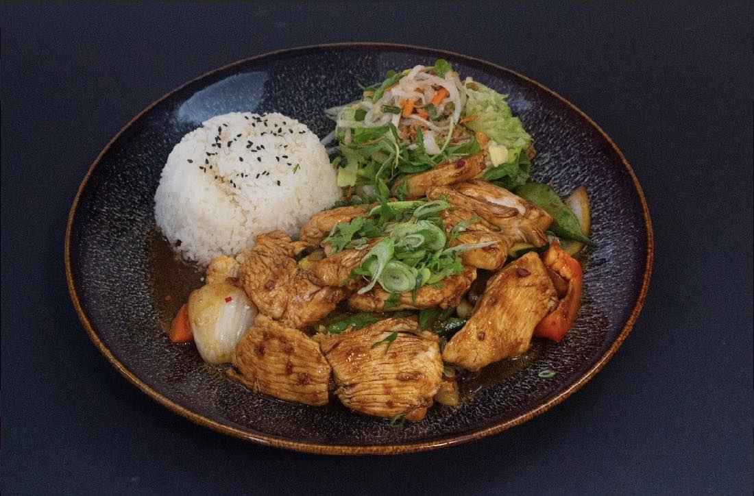 Rau Xao Sot Chua Ngot / Gebratenes Gemüse mit Süß-Sauer Soße